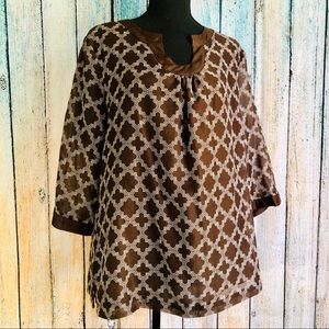 Jaclyn Smith sheer flowy tunic top